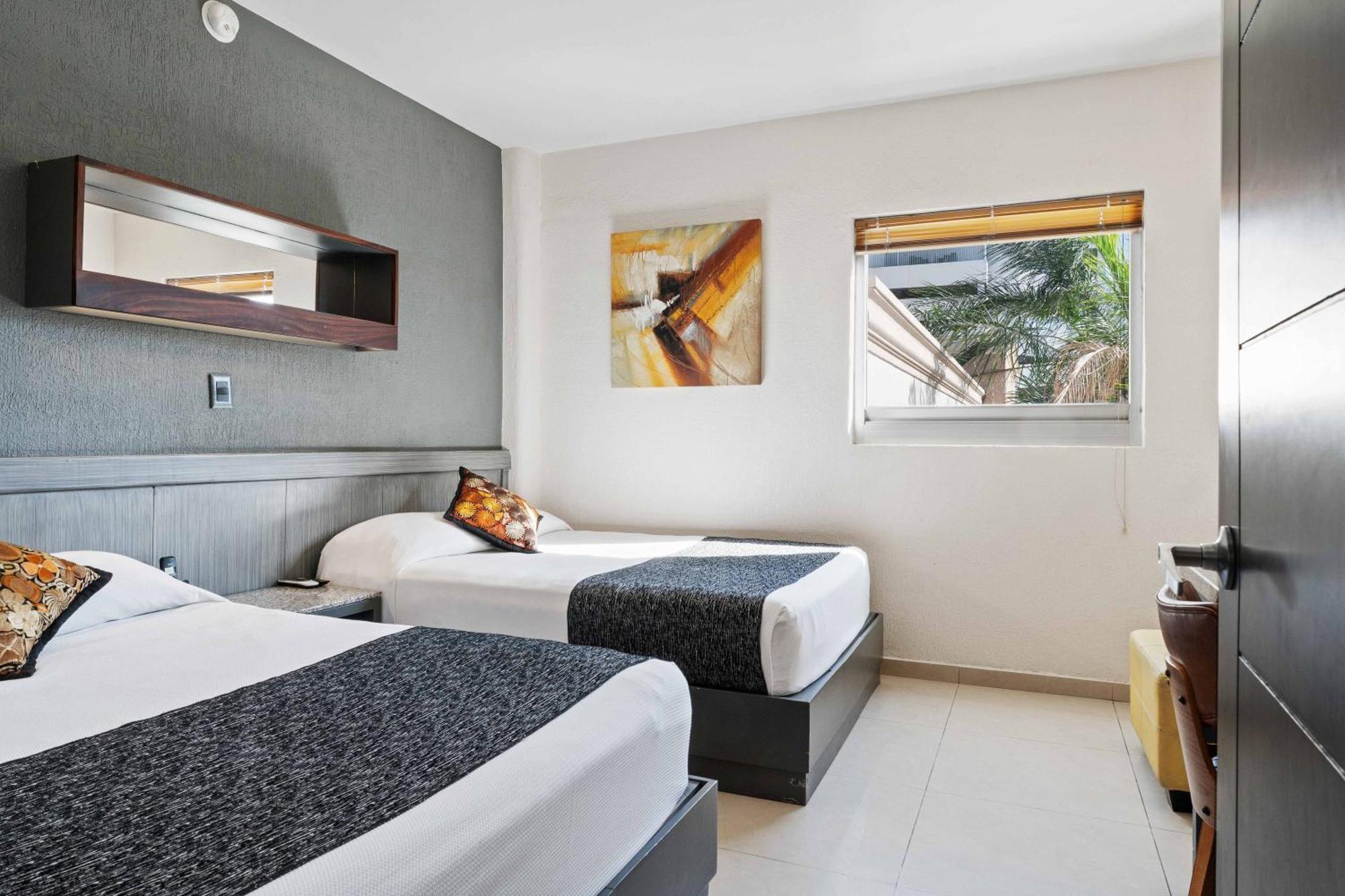 Homesuites Zaragoza Culiacán Екстериор снимка